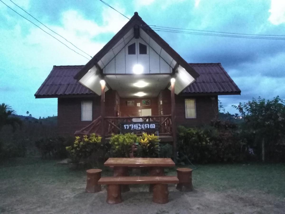 Hotel Khao Kho Flora Extérieur photo