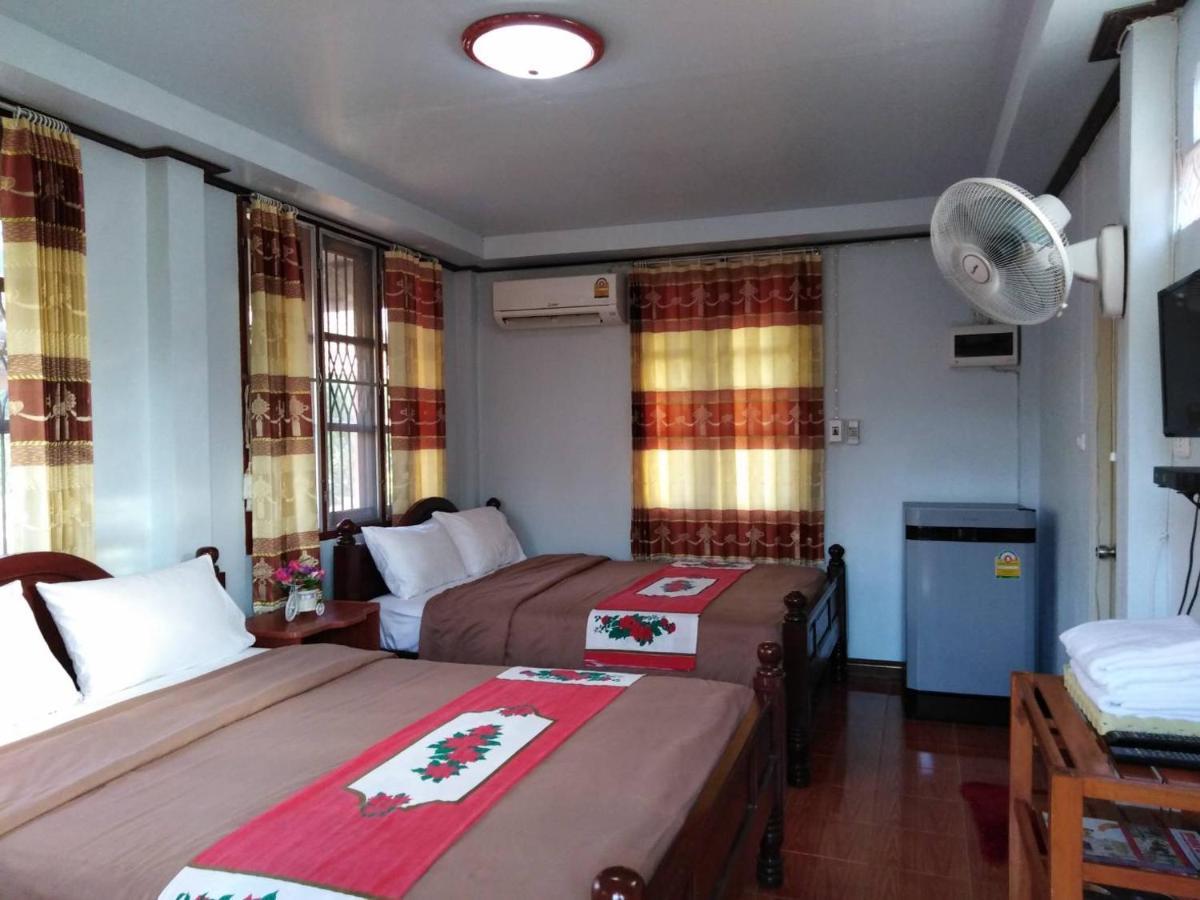 Hotel Khao Kho Flora Extérieur photo