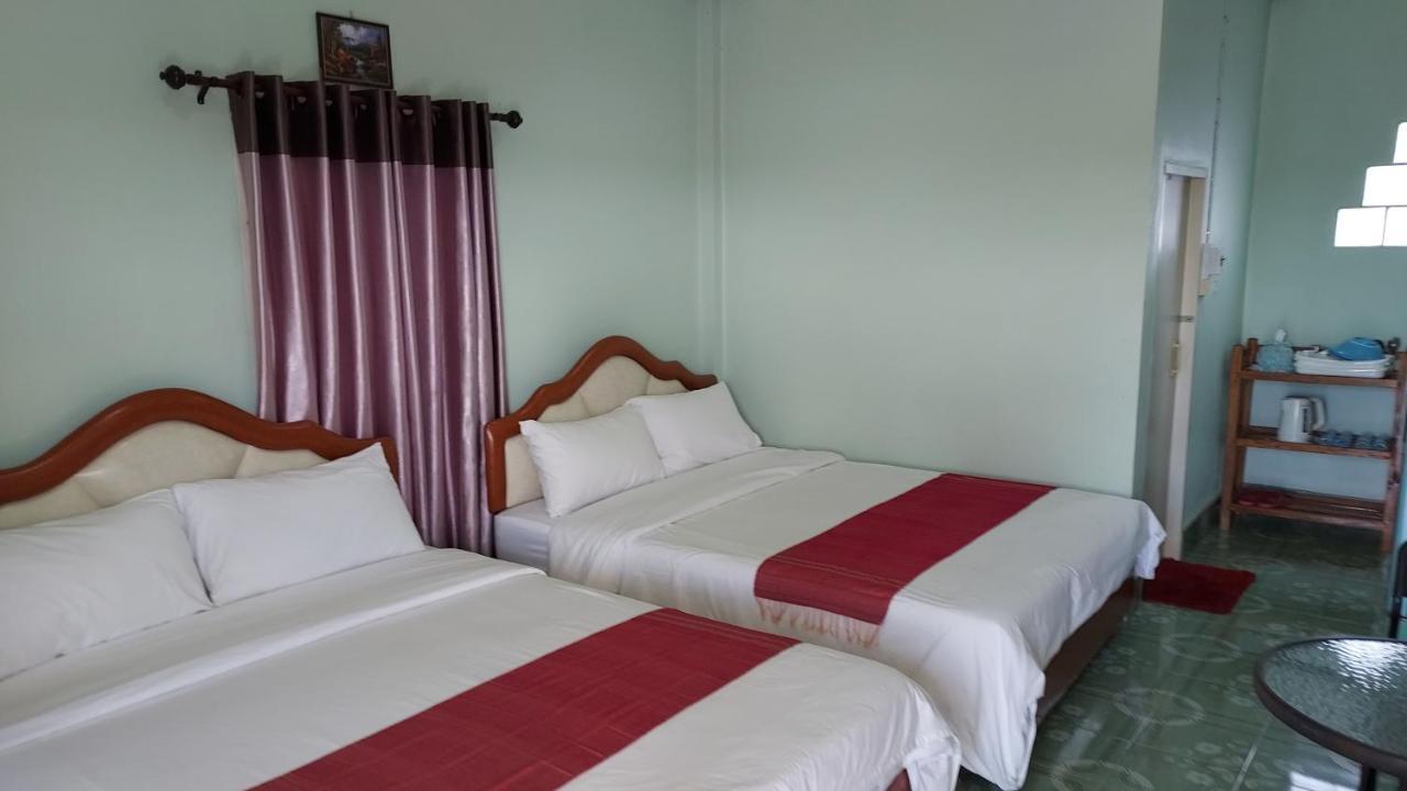 Hotel Khao Kho Flora Extérieur photo