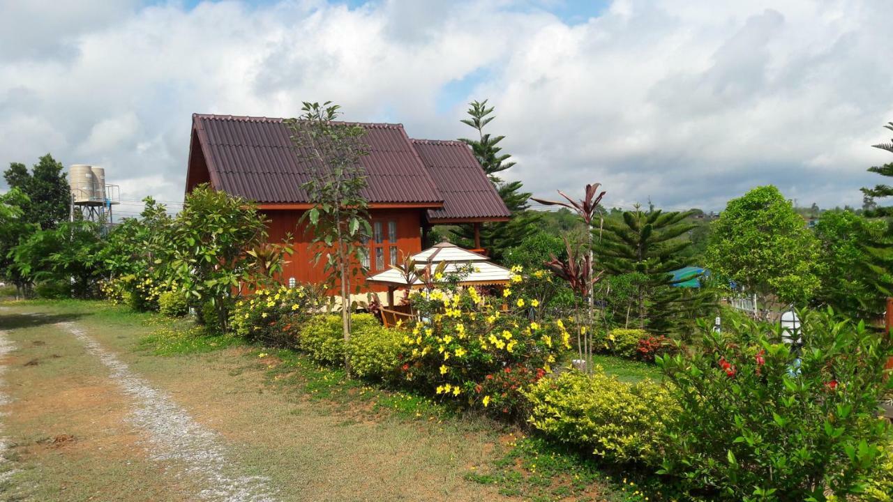 Hotel Khao Kho Flora Extérieur photo